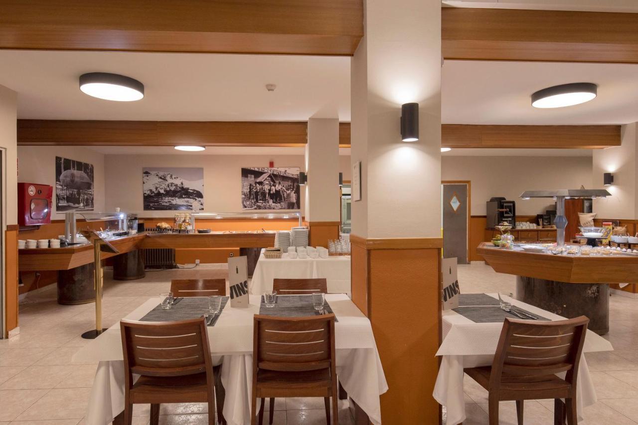 Hotel Encamp Luaran gambar