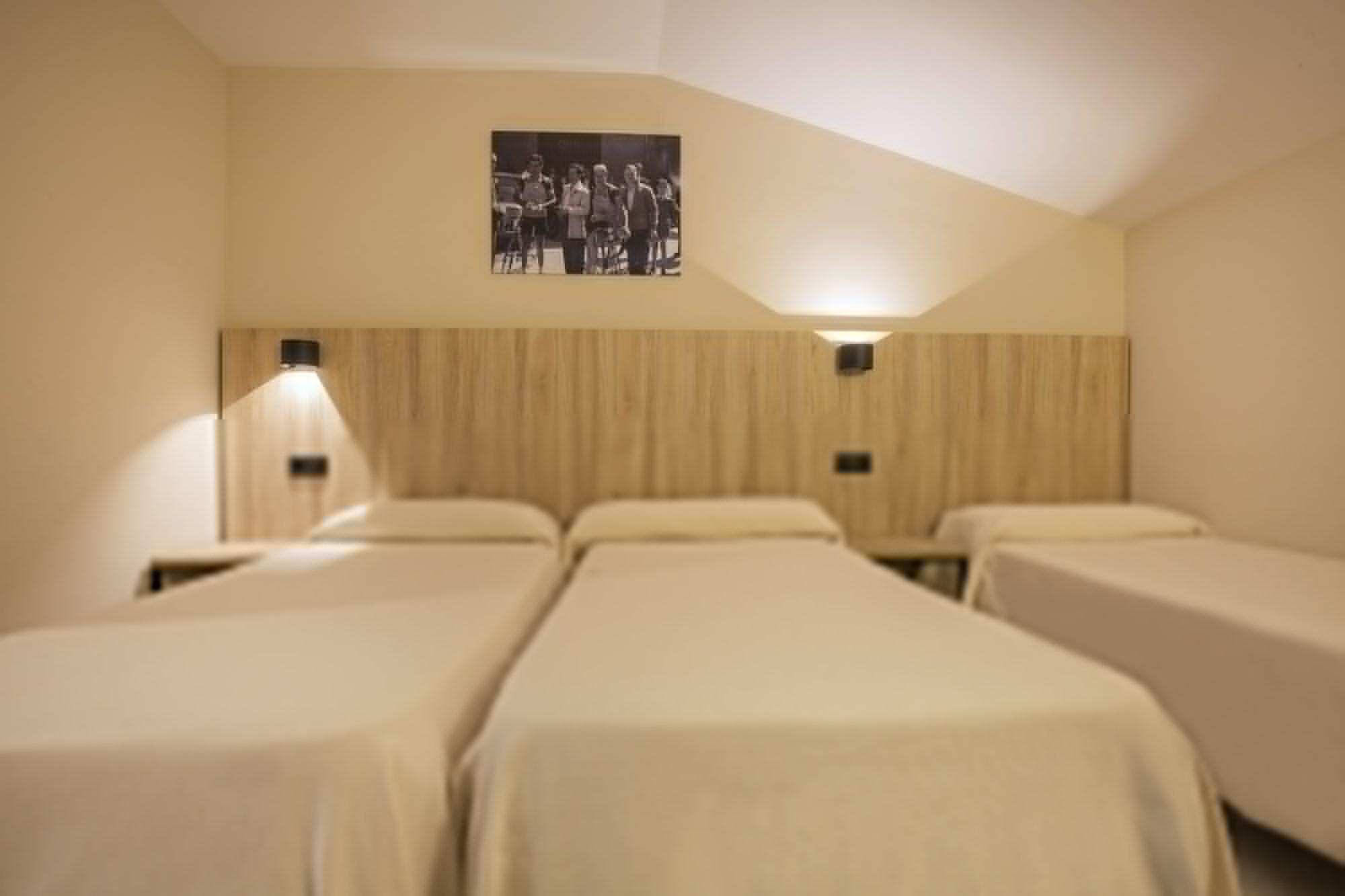 Hotel Encamp Luaran gambar