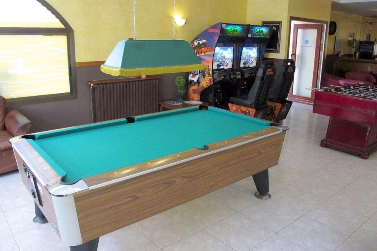 Hotel Encamp Luaran gambar
